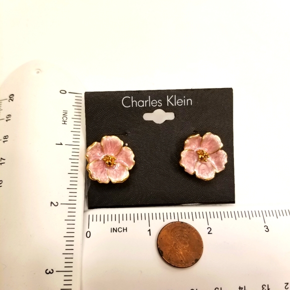 ✅969CK NEW Charles Klein Gold-Tone & Pink Enamel Post Earrings Gorgeous feminine - Picture 5 of 7